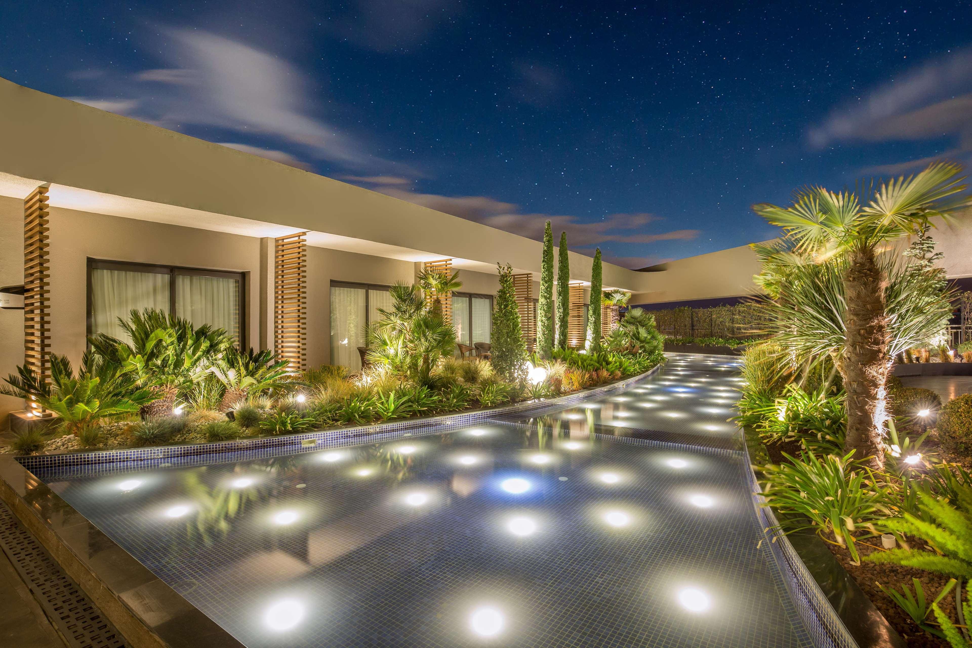 Hotel Doubletree By Hilton Airport
